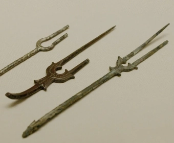 01_Invention_of_the_fork_Thumb.webp