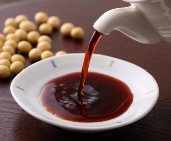 ¿Cómo se hace la salsa de soja?