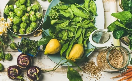 4 Low-tech Food Hacks to Make the Most of Your Food