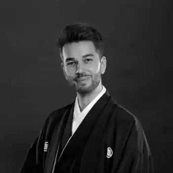 Dr Makoto Takahashi
